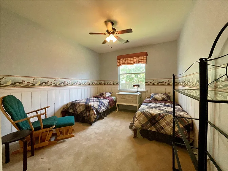 7008 Albacete Ln — Photo 7