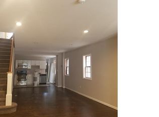 6717 Leeds St, Philadelphia, PA 19151