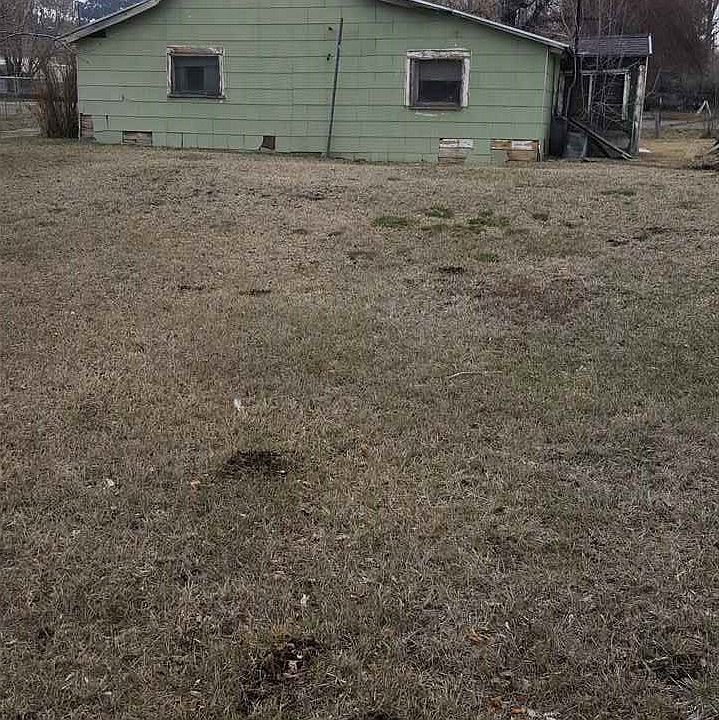 2nd image of 632 1st St