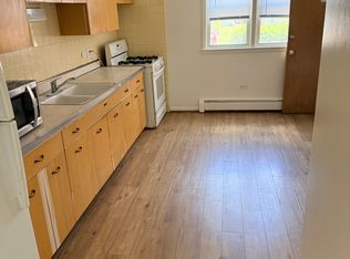 8903 Lamon Ave #2B, Skokie, IL 60077