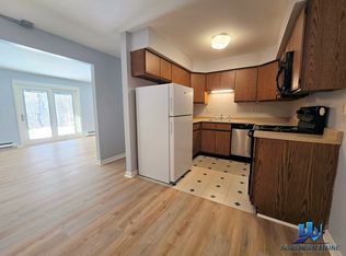 18 Townsend St APT 4, Augusta, ME 04330