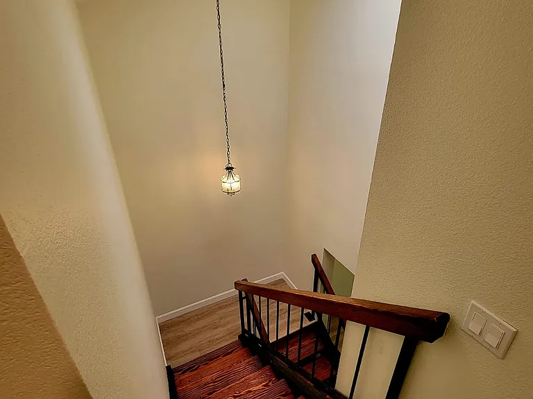5012 Rainbows End — Photo 11