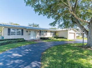 8041 SW 139th Ter, Palmetto Bay, FL 33158