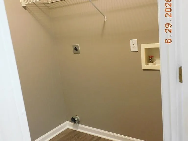 227 W Wrasling Way — Photo 8