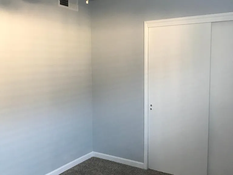 916 Mammoth Ave — Photo 5
