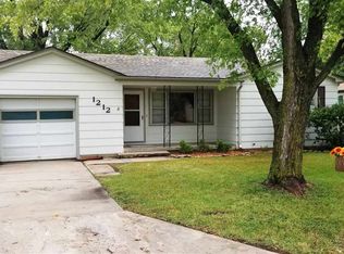 1212 N Manchester Ave, Newton, KS 67114