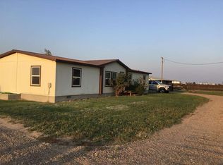 1810 N Sherlock Rd, Garden City, KS 67846
