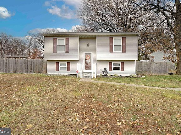3rd image of 1525 Big Baer Ct