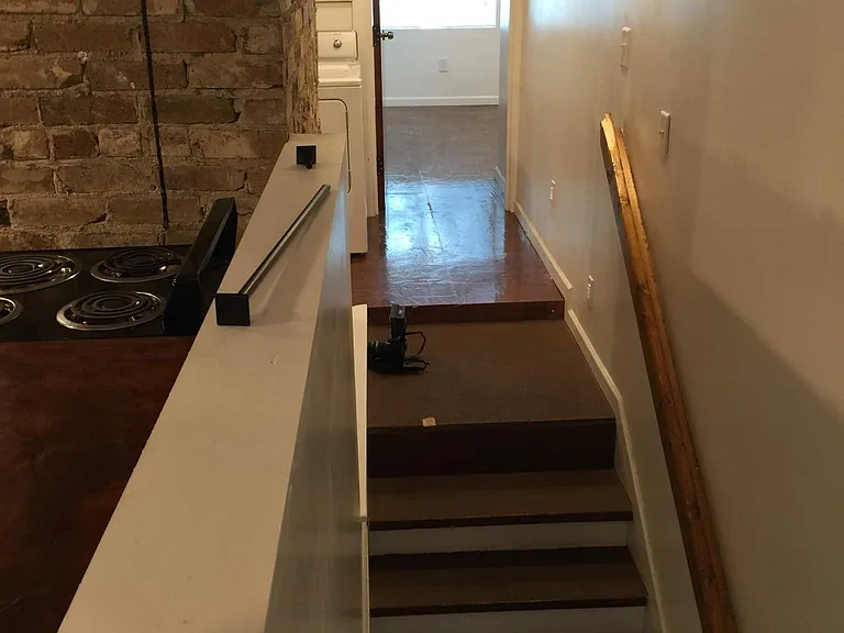 1028 W Hickory St — Photo 12
