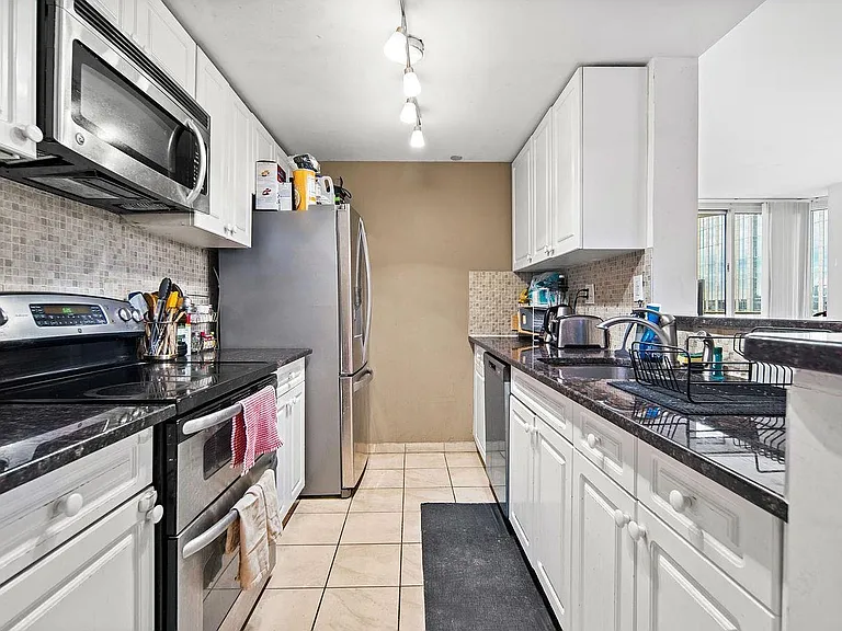 20 2nd St #909 — Photo 7