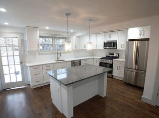 33 Vanderbilt Ave, Brooklyn, NY 11205