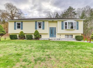 40 Terwilliger Road Ext, Hyde Park, NY 12538