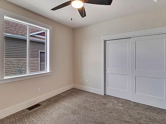 1024 Snowdrop Ct — Photo 15