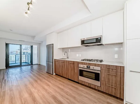 730 S 2nd Ave #1313, Calgary, AB T2P 1R8