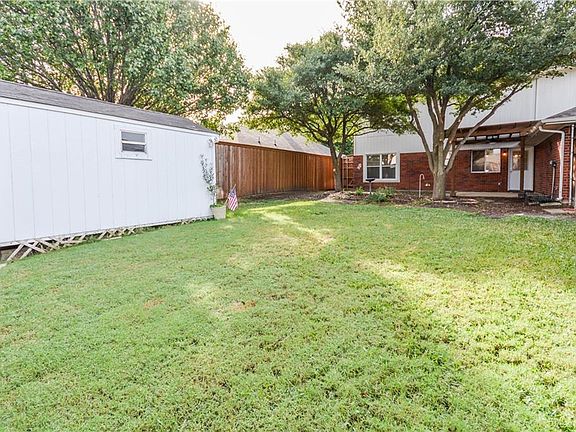 3rd image of 4912 Spanishmoss Dr
