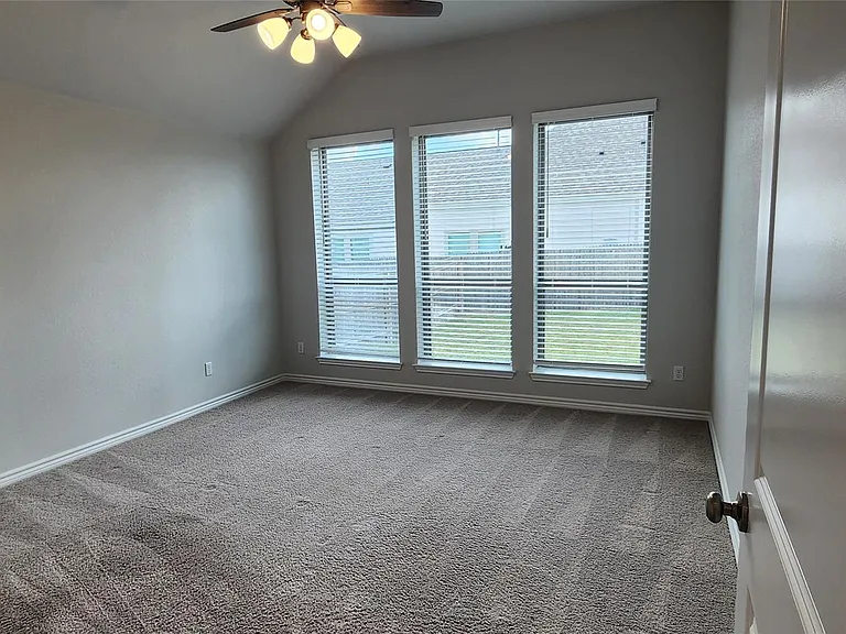 408 Los Olives Ln — Photo 16