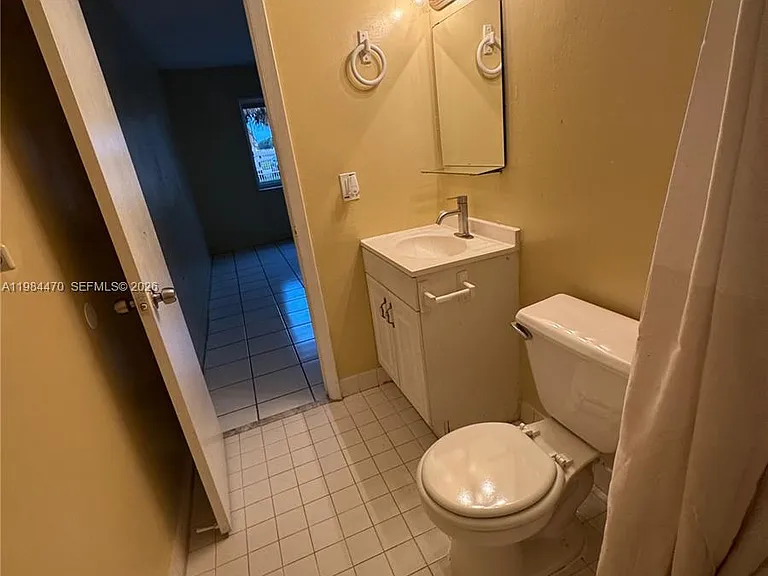 505 NW 177th St #103 — Photo 19