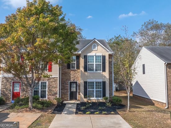 11435 S Grove Dr, Hampton, GA 30228
