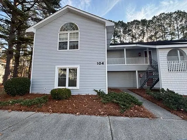 2 bed, 2.0 bath, 1180 sqft, $1,200 — Photo 1