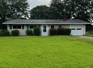 2005 Oakwood Dr, Jacksonville, NC 28546