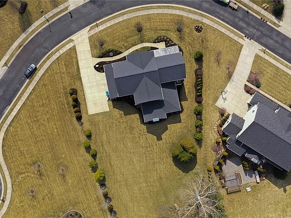 4th image of 4434 Serengeti Cir