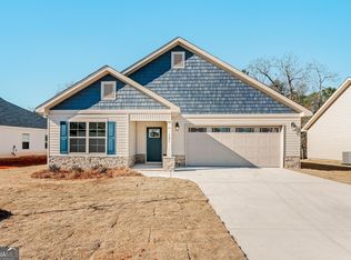 121 Red Tail Cir, Byron, GA 31008