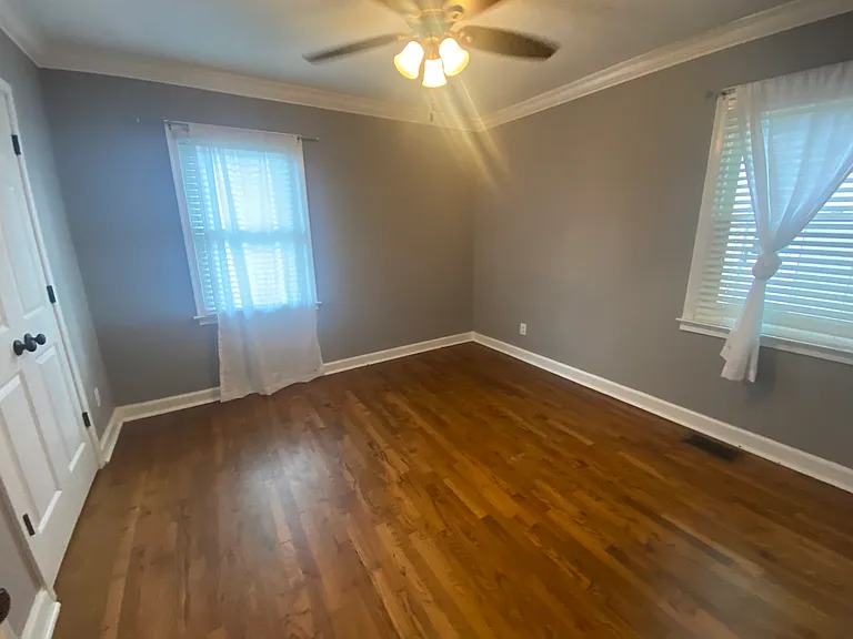 3932 Philwood Ave — Photo 13