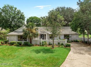 8275 Riding Club Rd, Jacksonville, FL 32256