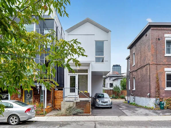 43 Stirling Ave, Ottawa, ON K1Y 1P7