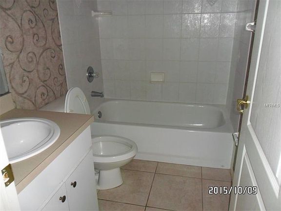 5th image of 3905 Whisper Grove Ct