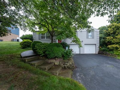 8850 Breezewood Dr, Pittsburgh, PA, 15237