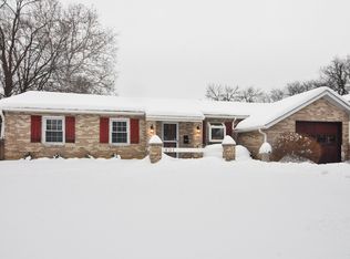 901 N Rohlwing Rd, Palatine, IL 60074