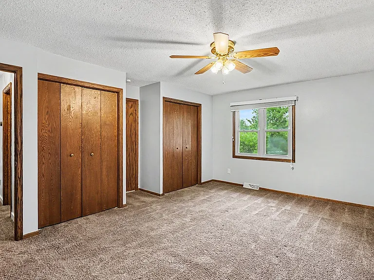 Primary bedroom (upstairs)