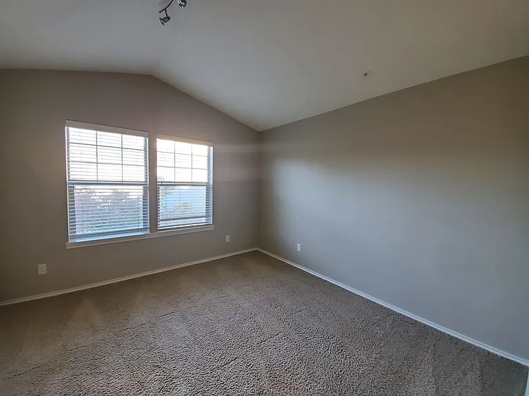 15983 NW Hildago Ln — Photo 20