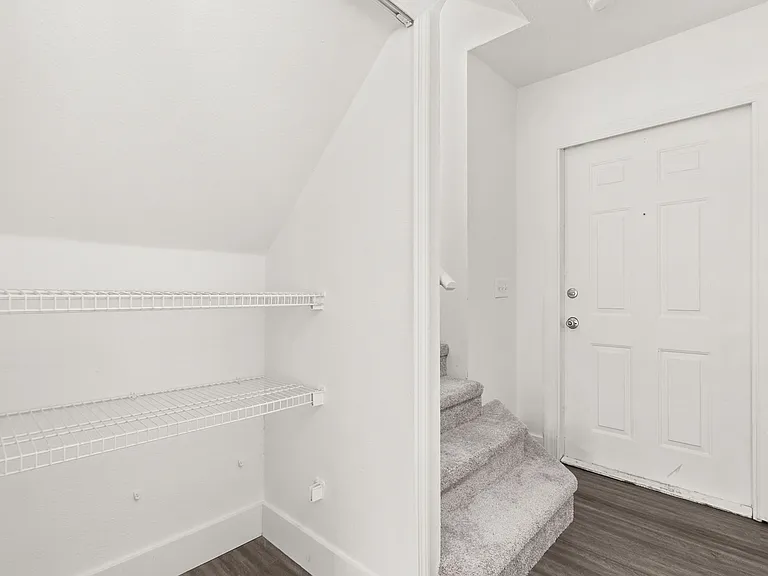 403 Orchid Dr — Photo 25