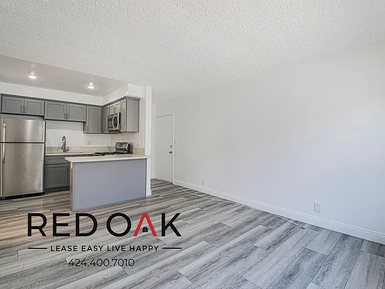 10257 Western Ave #G — Photo 5