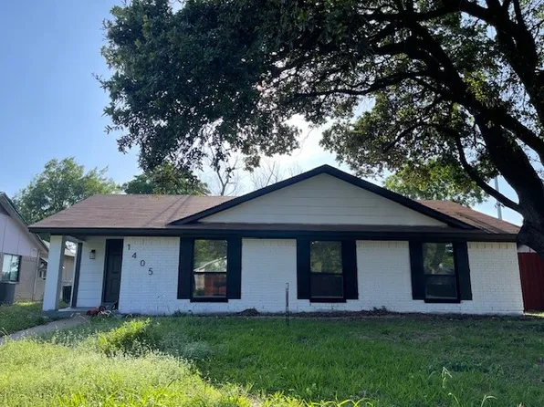 1405 McCallum Dr, Garland, TX 75042