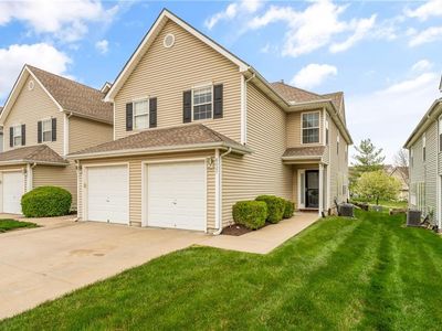 8027 N Elmwood Ave, Kansas City, MO, 64119