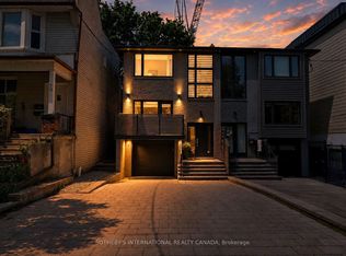 32 Eaton Ave, Toronto, ON M4J 2Z5