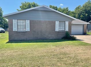 202 E Forest St, Skiatook, OK 74070