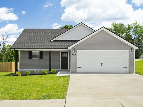 1507 Fredrick Dr, Clarksville, TN 37042