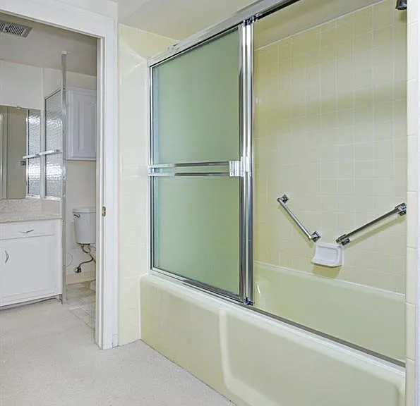 516 Calle Aragon #C — Photo 6
