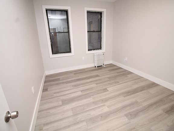 3rd image of 47 Duncan Ave APT 22D