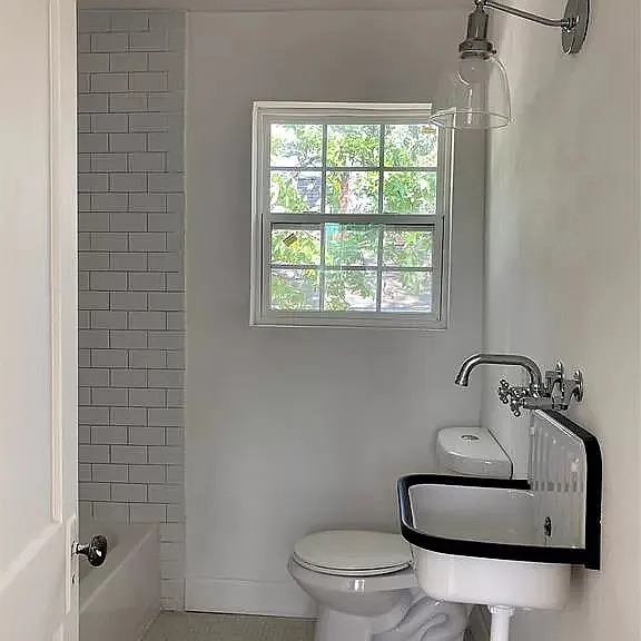 908 Eleanor St #B — Photo 10