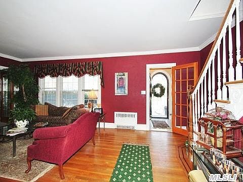 2nd image of 90 Poplar St