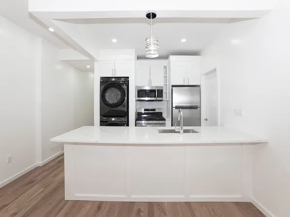 309 E Houston St APT 2D, New York, NY 10002