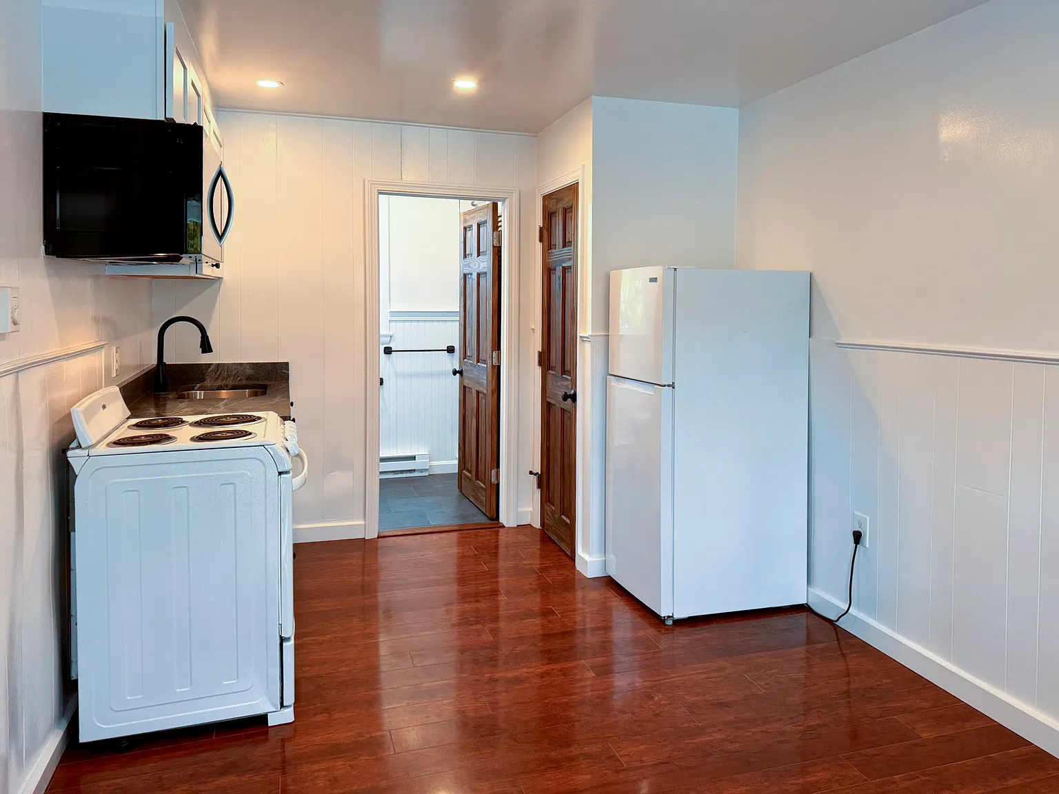 288 Ocean St — Photo 3