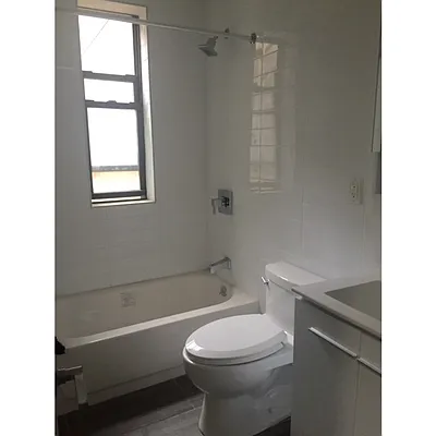 Rented by Weissman Realty | media 20