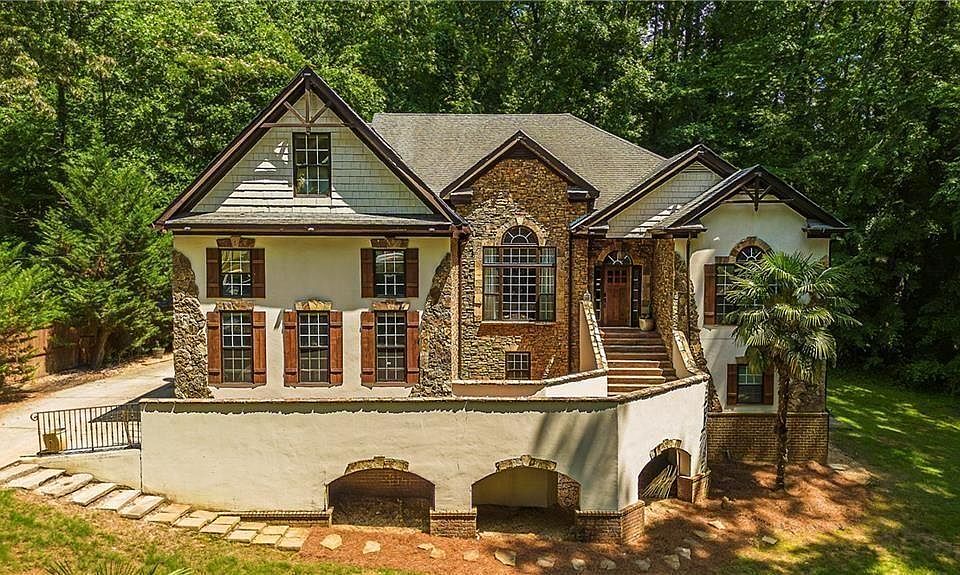 1st image of 2864 Sandpiper Cir SW