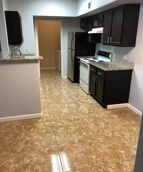 2615 W Gary Ave #1063 — Photo 4